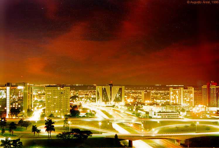 Scorcio notturno di Brasilia